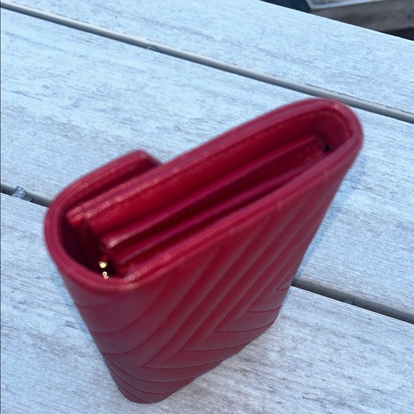 YSL Cassandre Chain Wallet - Picture 5 of 11